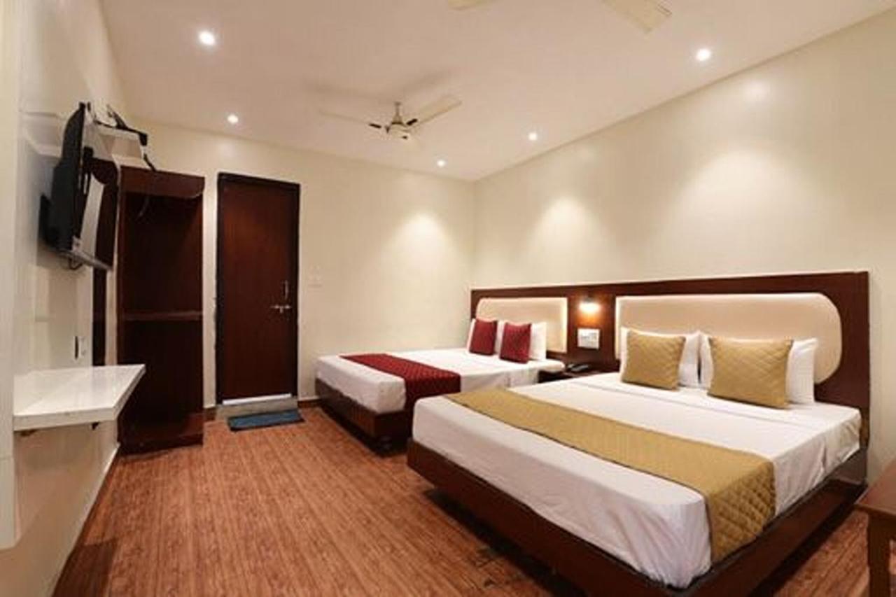 Amrit Hotel New Delhi Exterior foto